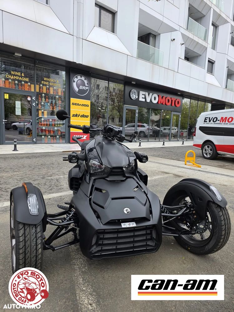 Can-Am Ryker 900 - 7