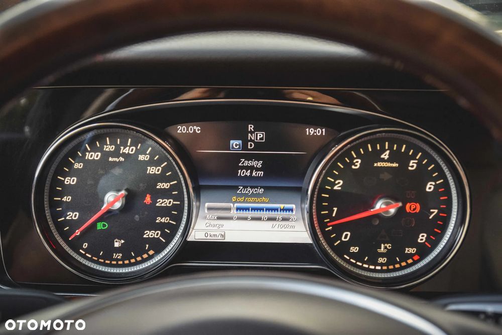 Mercedes-Benz Klasa E 300 9G-TRONIC Avantgarde - 37