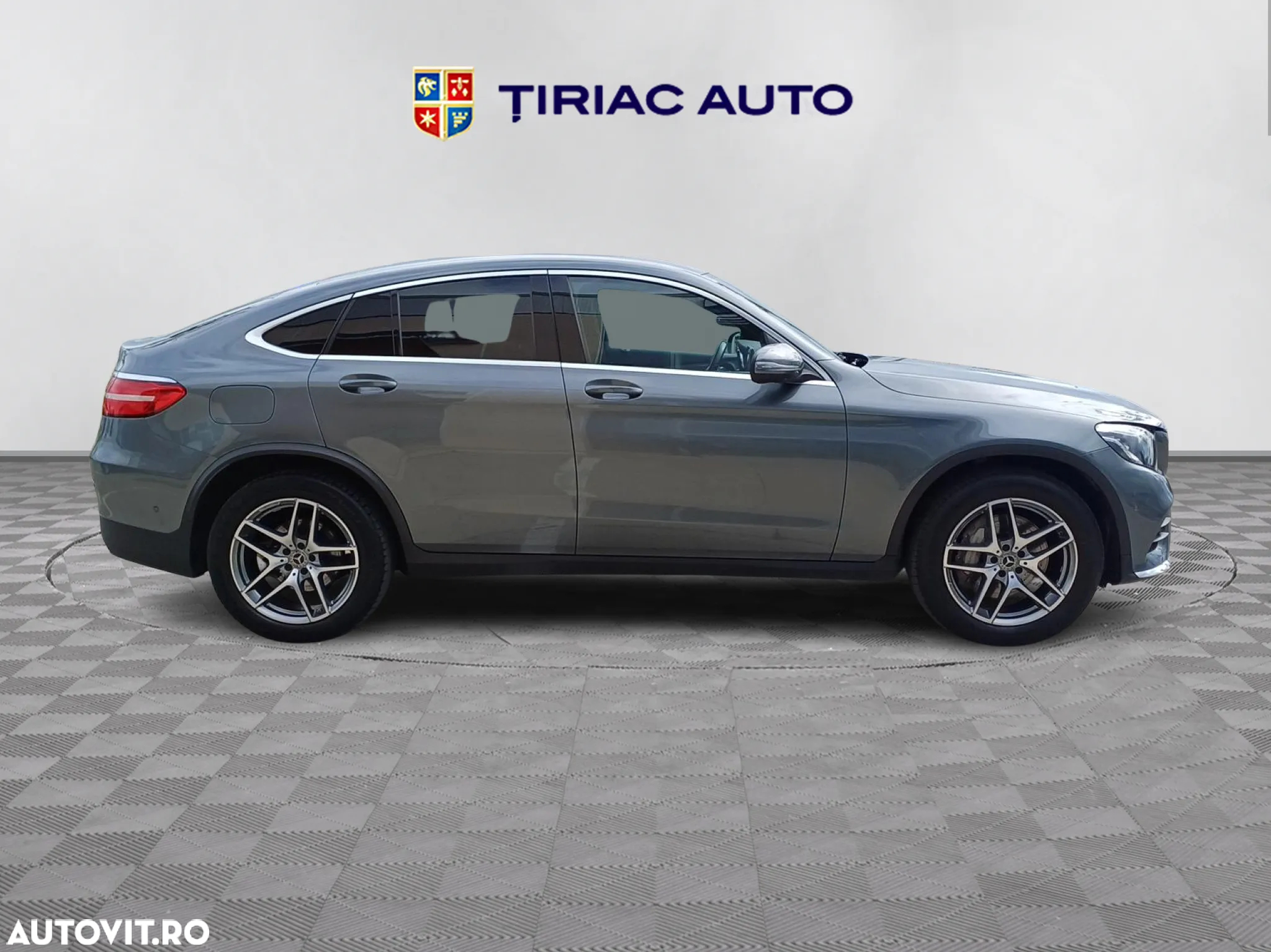 Mercedes-Benz GLC Coupe 250 d 4Matic 9G-TRONIC AMG Line - 6