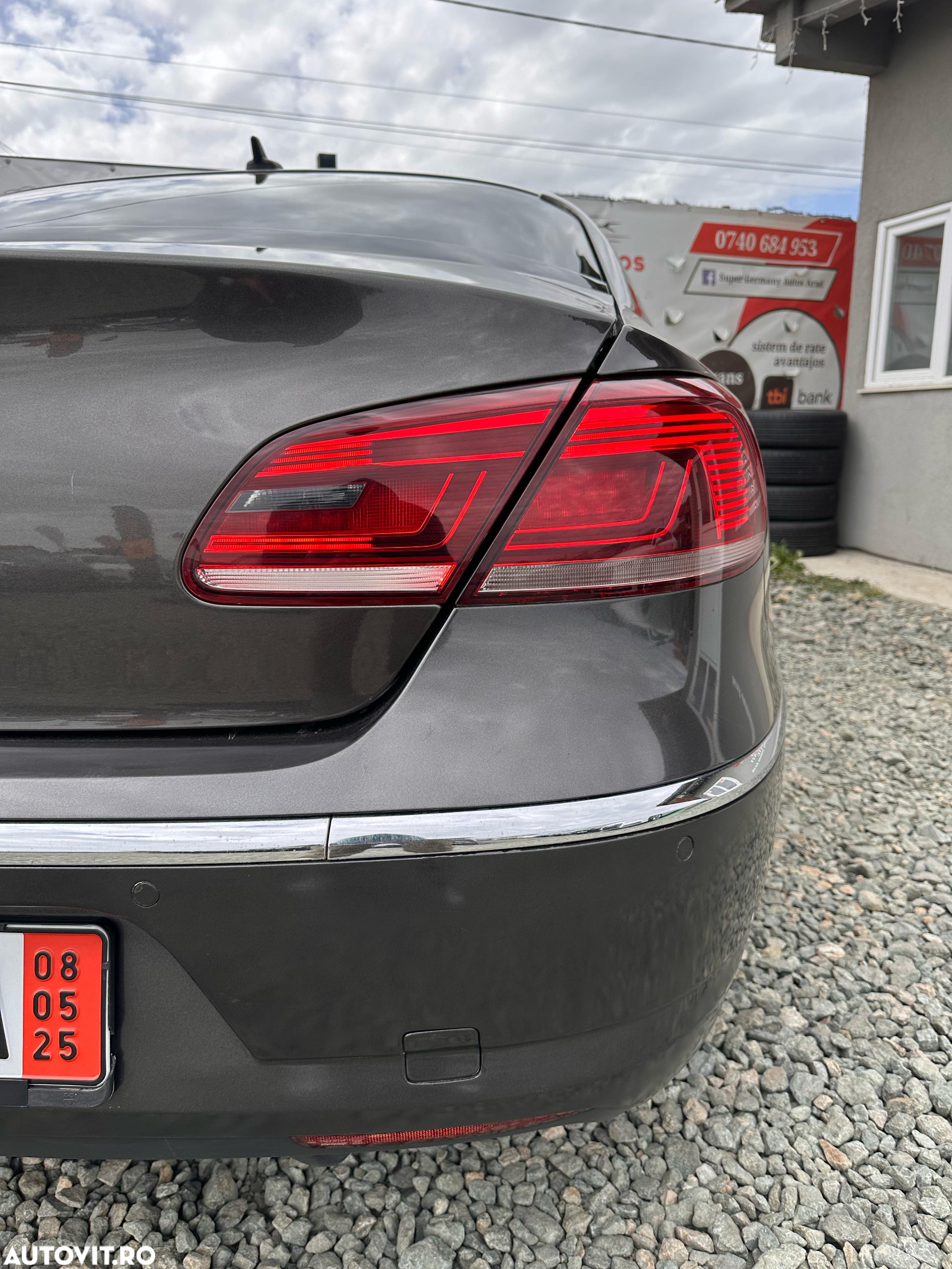 Volkswagen Passat CC - 35