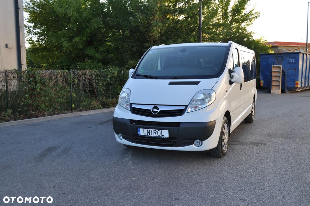 Opel Vivaro - 2