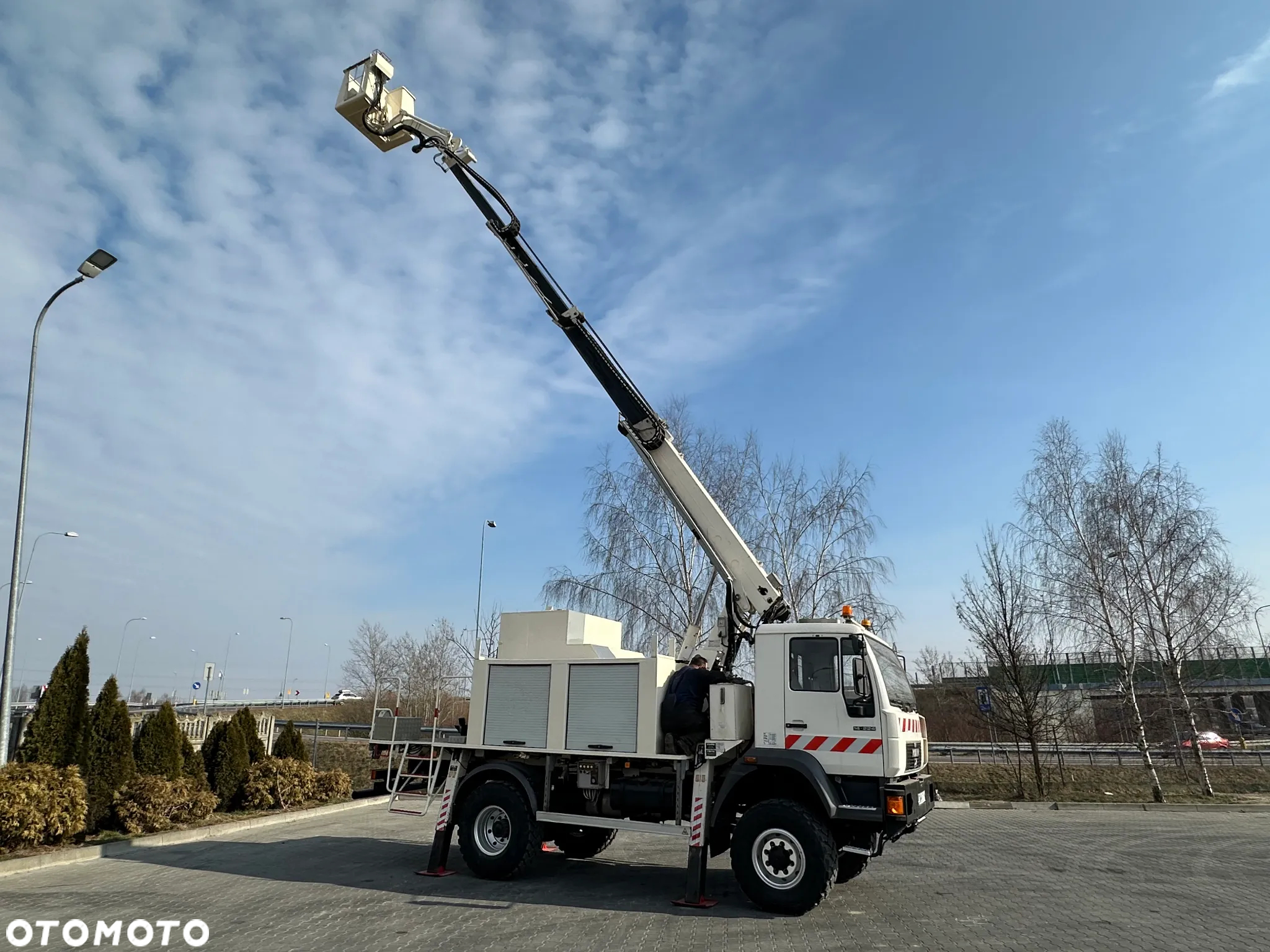MAN - 3