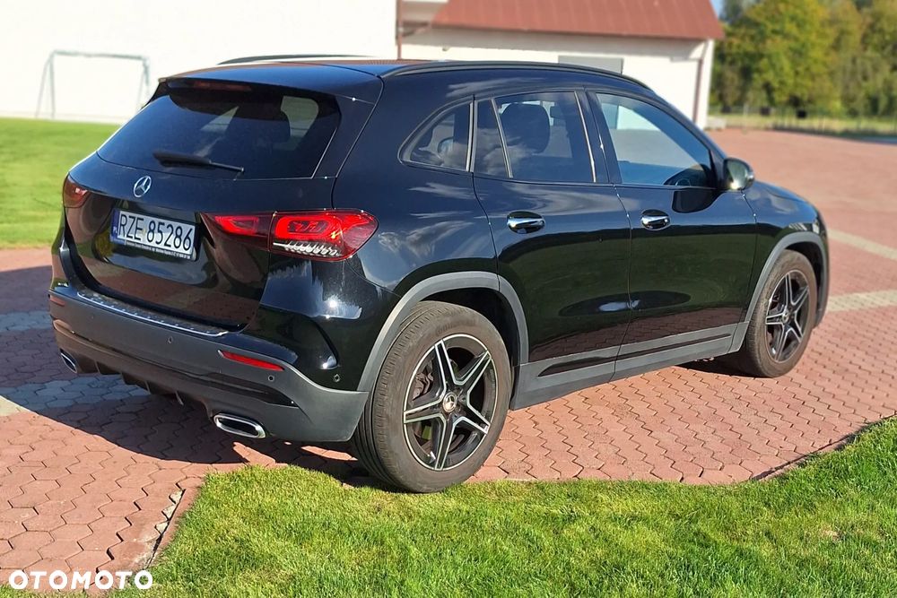 Mercedes-Benz GLA 250 4-Matic - 5