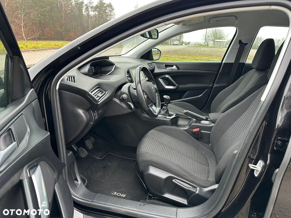 Peugeot 308 - 12
