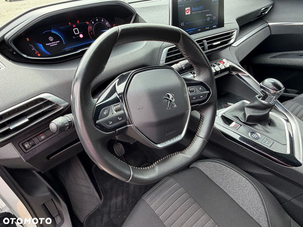 Peugeot 3008 PureTech 130 Stop & Start GPF Active Pack - 21