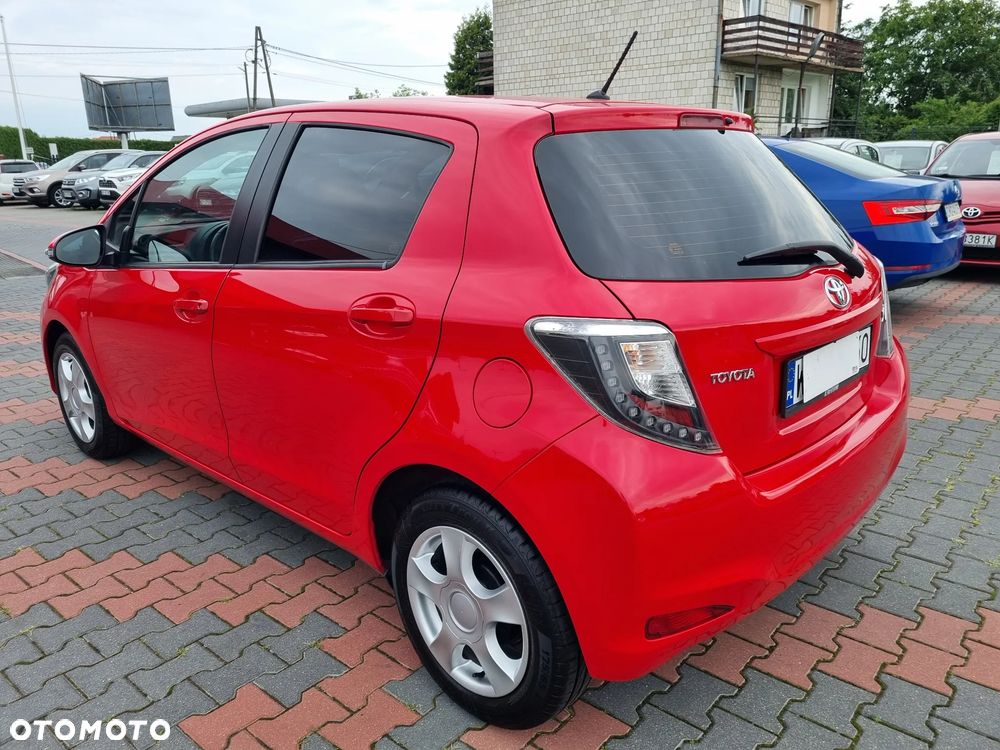 Toyota Yaris 1.33 Premium EU6 - 6