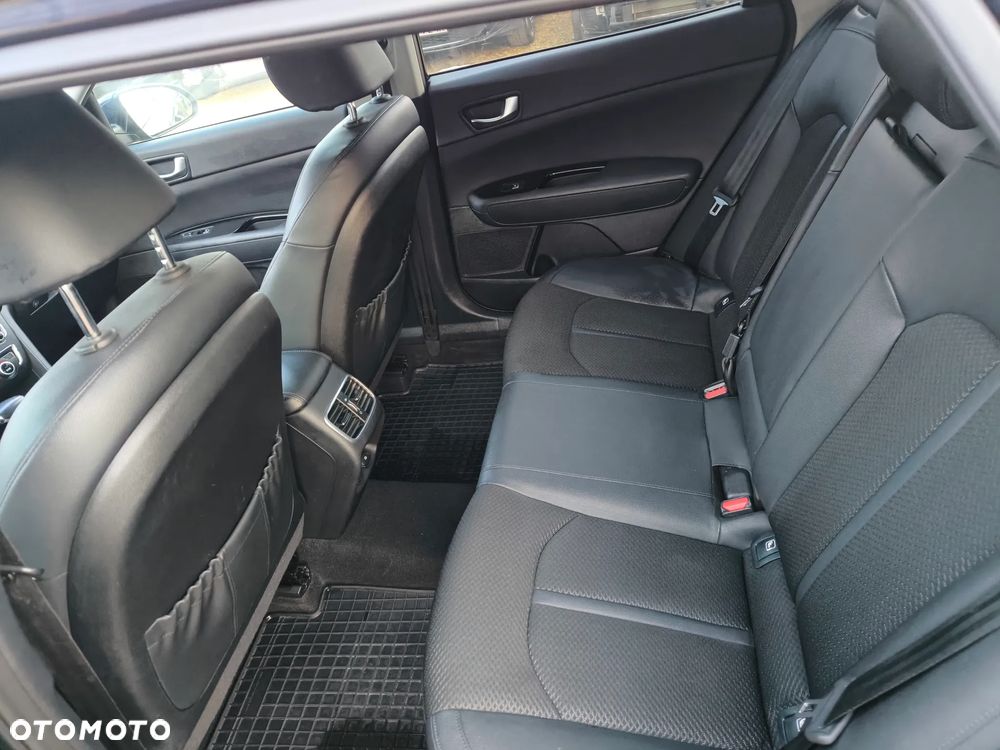 Kia Optima 1.7 CRDI XL DCT - 12
