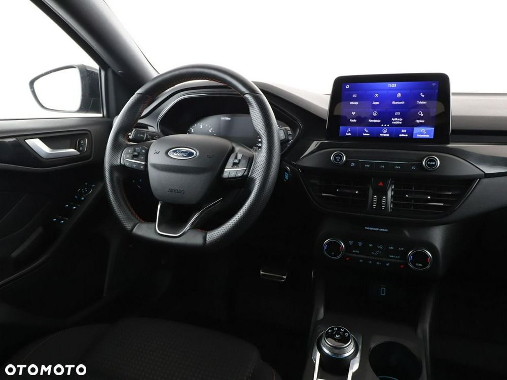 Ford Focus 1.5 EcoBlue Start-Stopp-System ST-LINE - 17