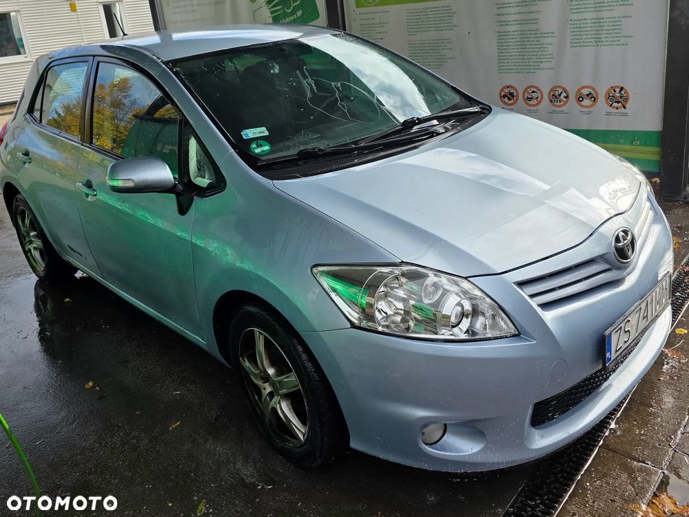 Toyota Auris - 3