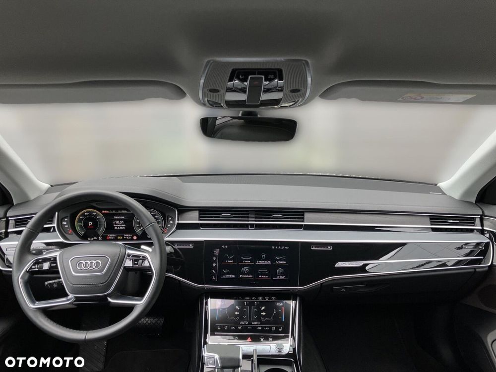 Audi A8 - 10