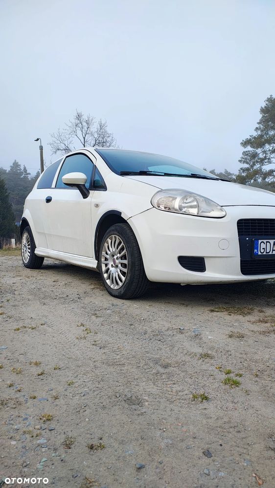 Fiat Grande Punto - 2
