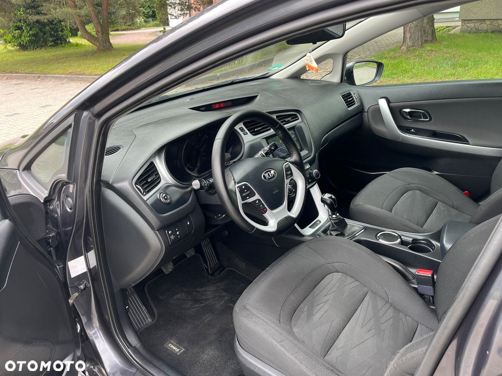 Kia Ceed 1.6 GDI Vision - 8