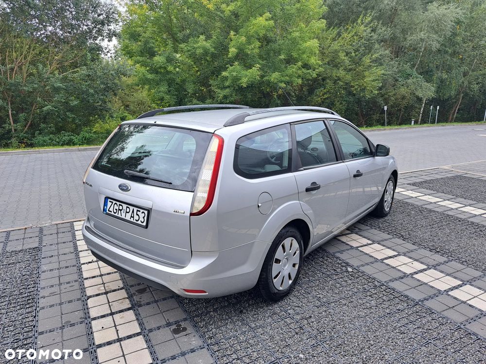 Ford Focus 2009 photo 5