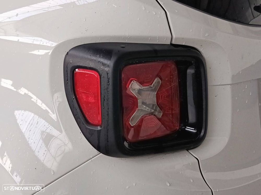 Jeep Renegade 1.3 T Longitude DCT - 26