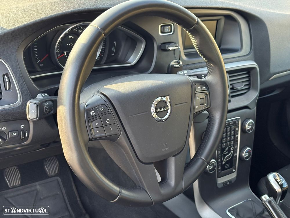 Volvo V40 2.0 D2 R-Design Momentum - 34