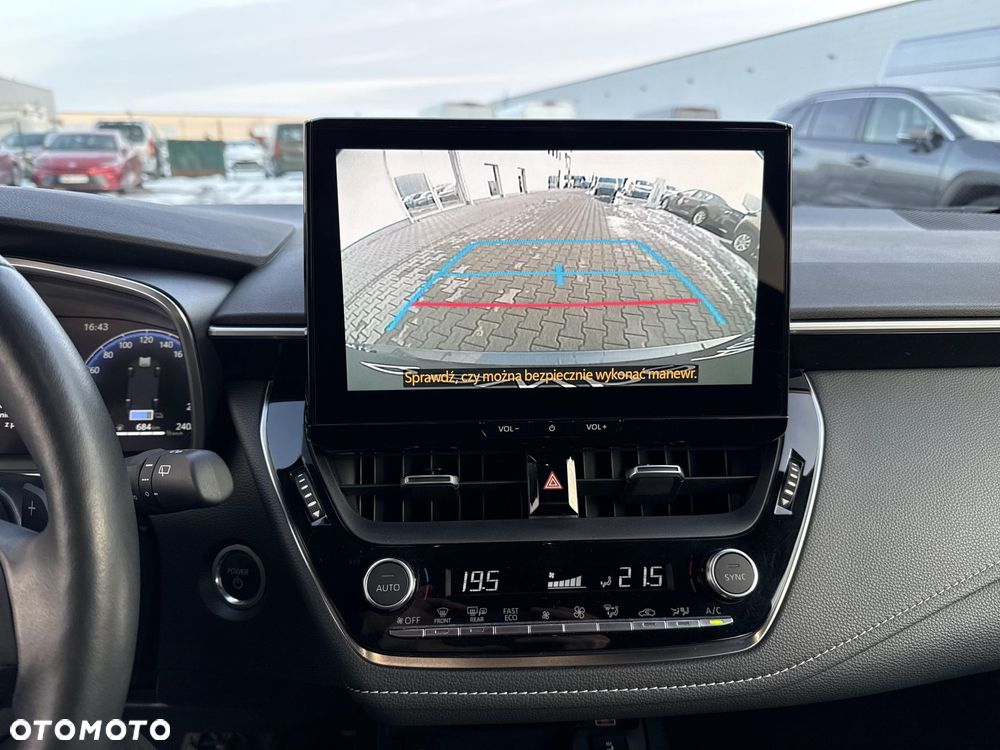 Toyota Corolla 2.0 Hybrid Comfort - 16