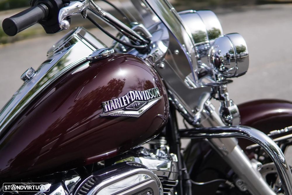 Harley-Davidson Road King Classic - 40