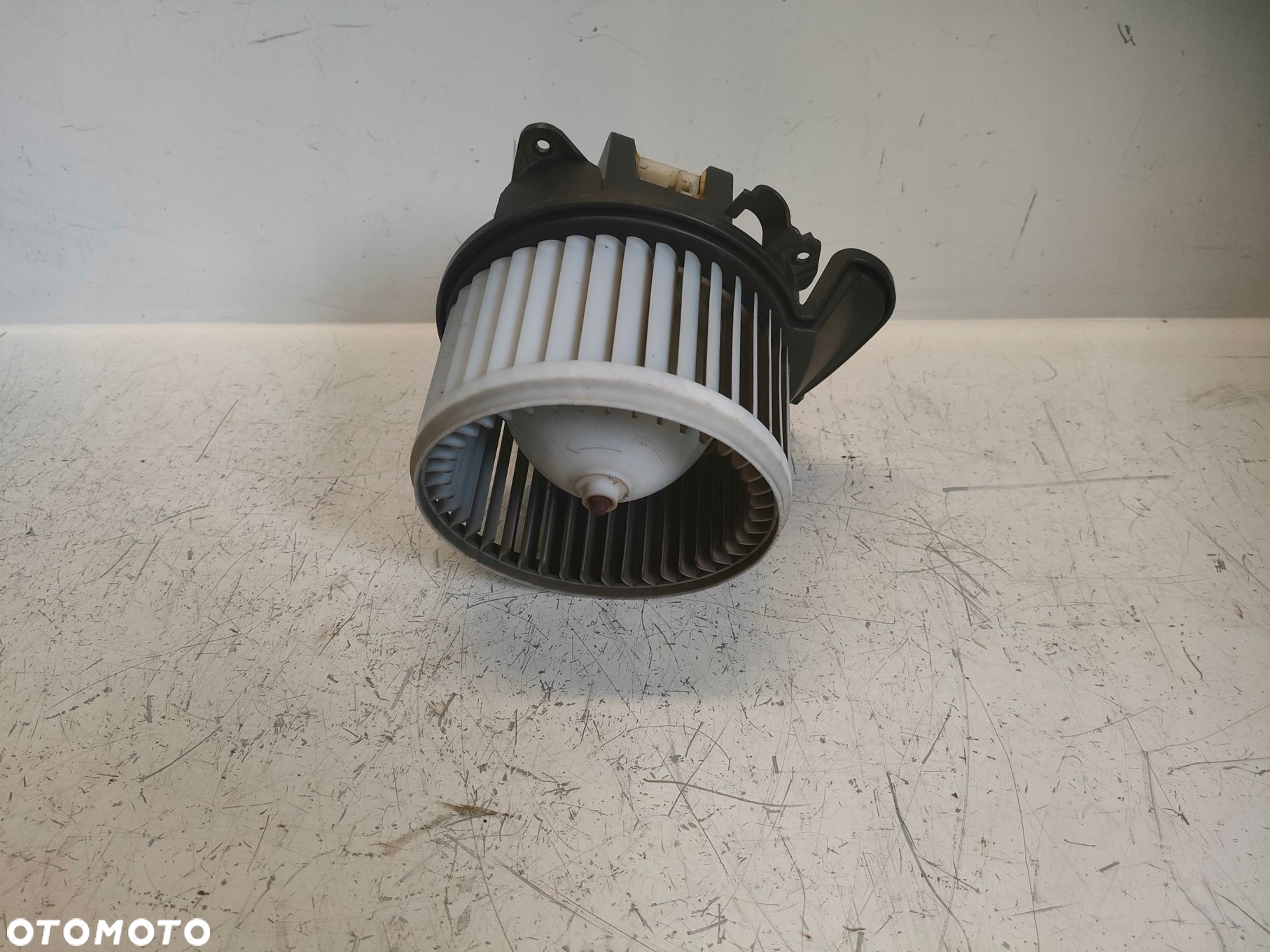 FIAT GRANDE PUNTO 05- 1.4 DMUCHAWA WENTYLATOR - 8