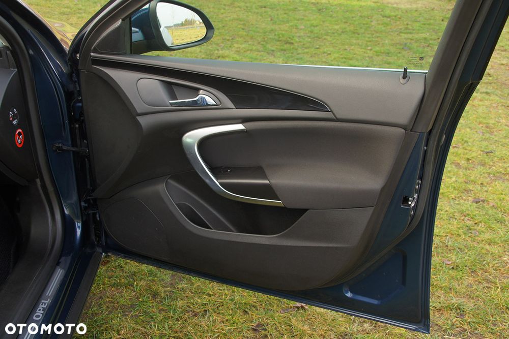 Opel Insignia - 26