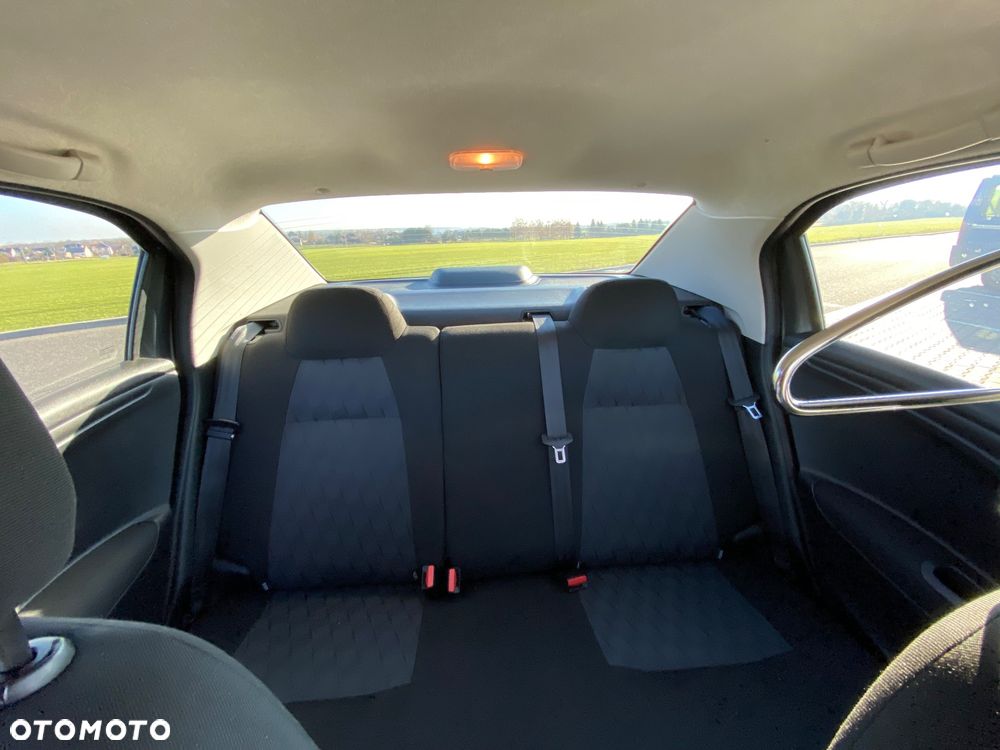 Citroën C-Elysée 1.6 VTi Exclusive - 21