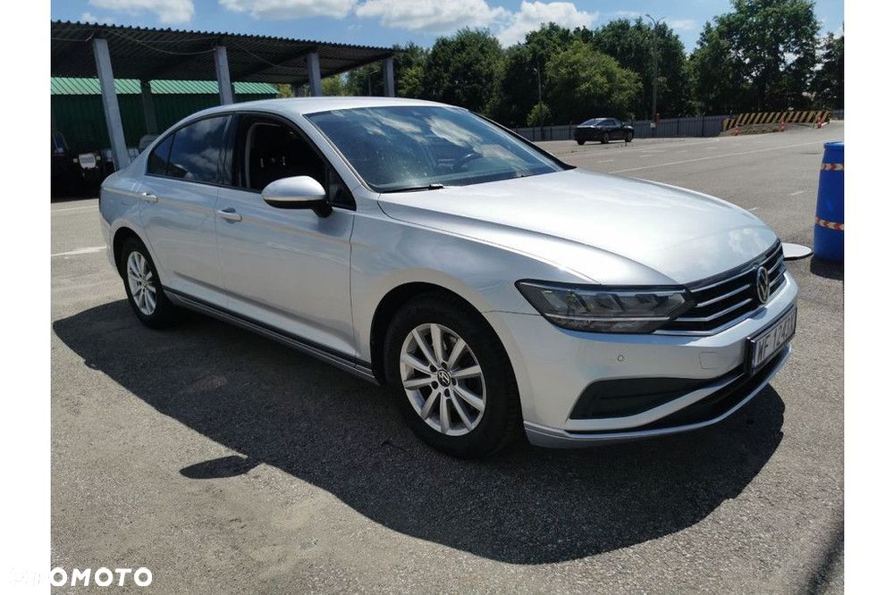 Volkswagen Passat 2.0 TDI EVO Essence - 9