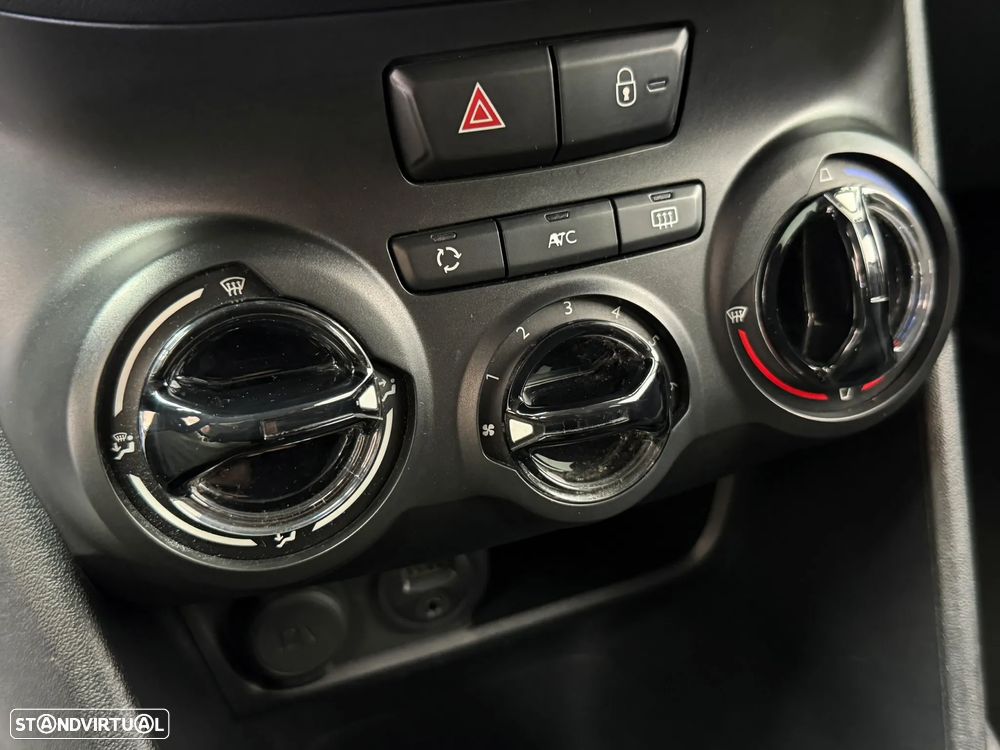 Peugeot 208 1.2 PureTech Style - 16