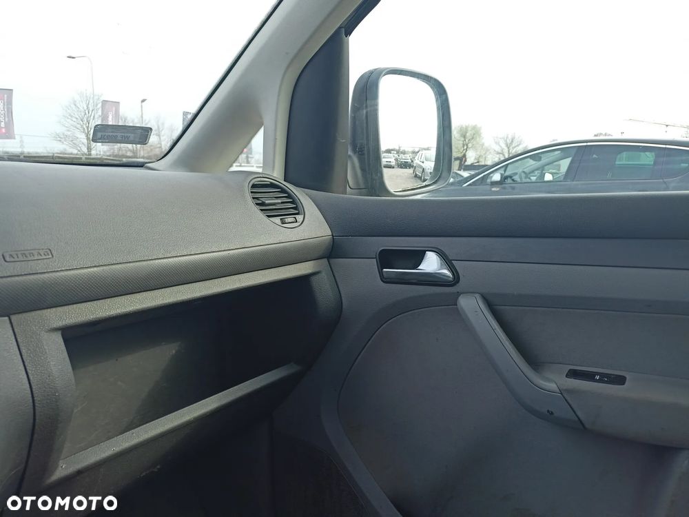 Volkswagen Caddy - 12