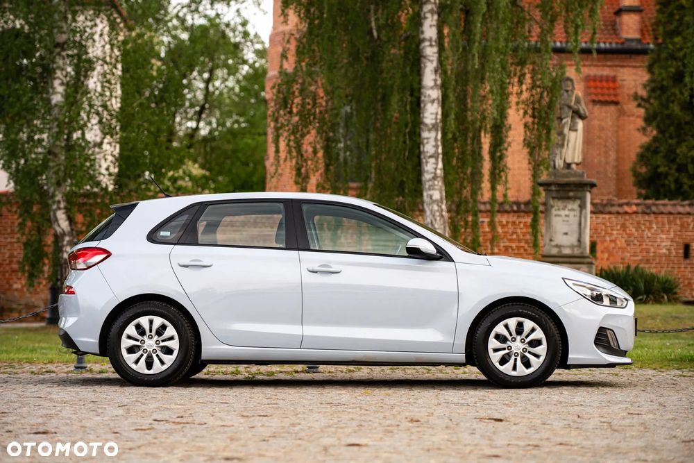 Hyundai i30 1.4 Classic + - 11
