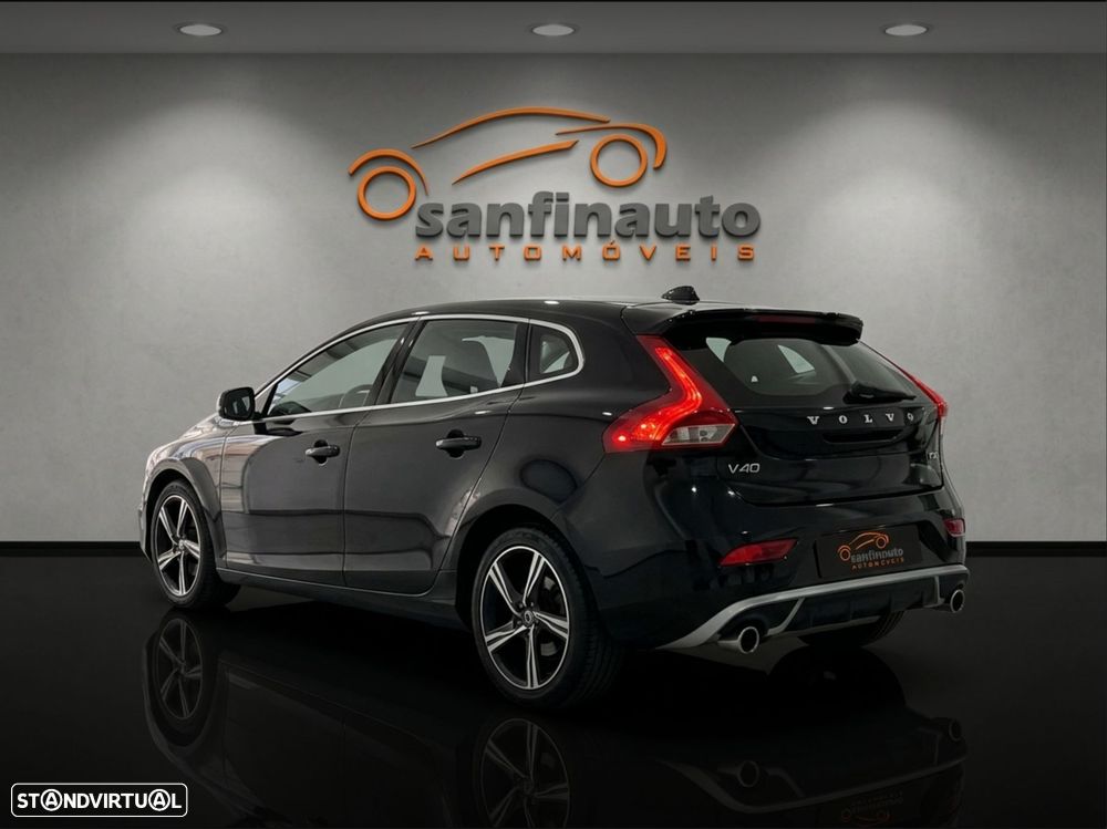 Volvo V40 2.0 D3 R-Design - 11