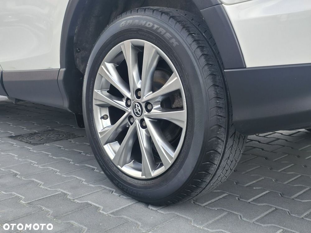 Toyota RAV4 - 5