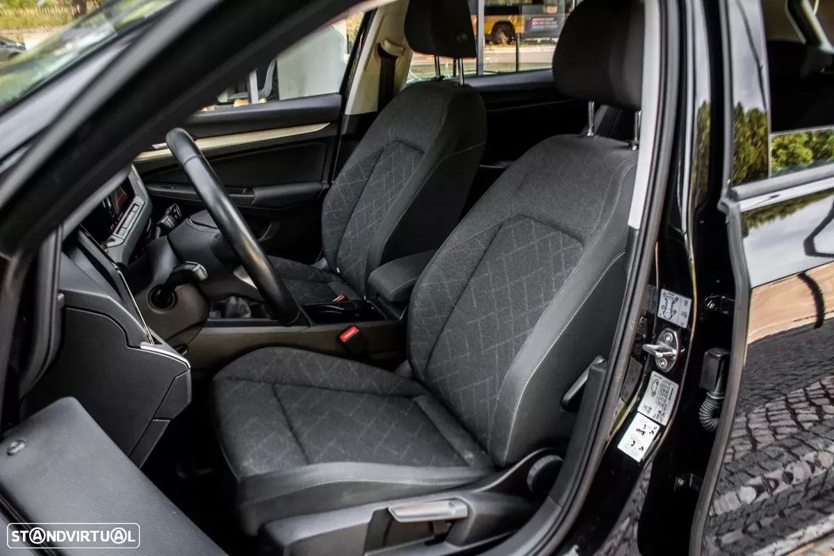 VW Golf Variant 2.0 TDi Conceptline - 30