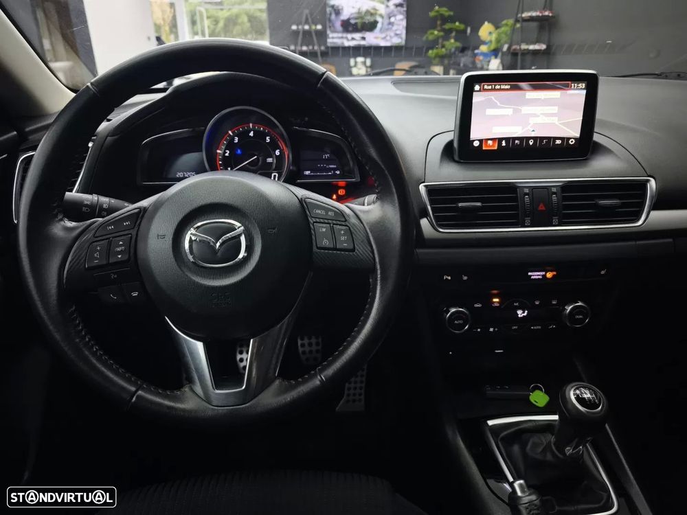 Mazda 3 Hatchback 1.5 Sky-D Excellence Navi - 22