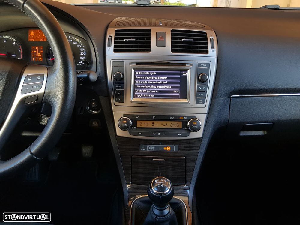 Toyota Avensis SW 2.0 D-4D Luxury+Navi - 15