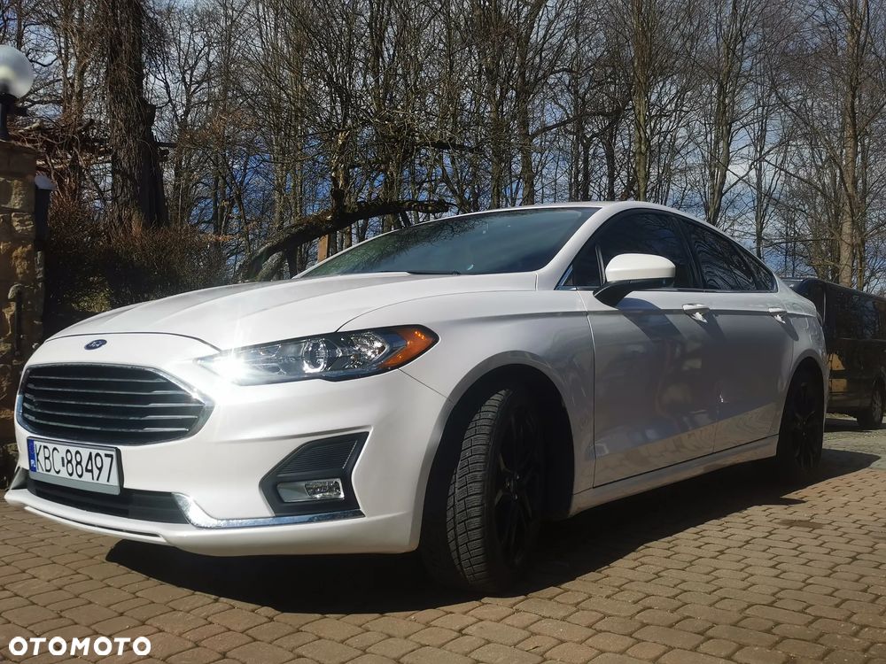 Ford Fusion - 1