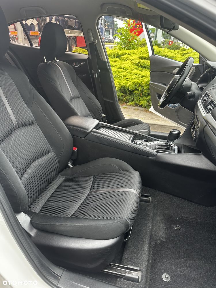 Mazda 3 - 16