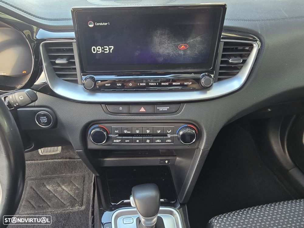 Kia XCeed - 14