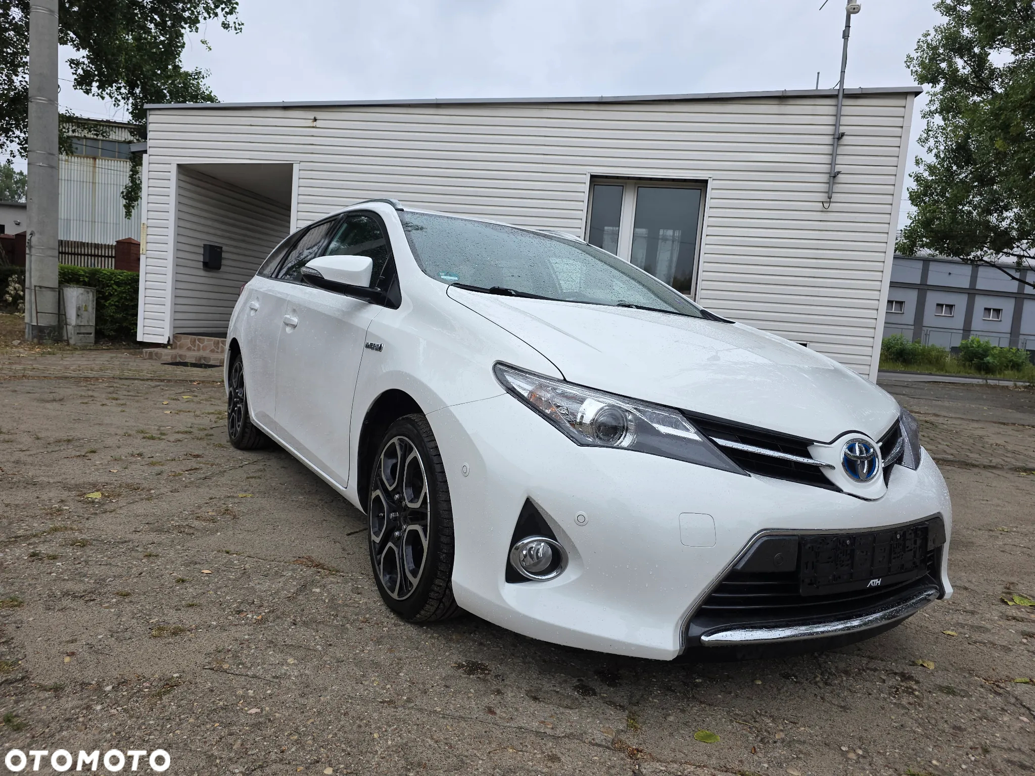 Toyota Auris 1.8 VVT-i Hybrid Automatik Edition S+ - 3