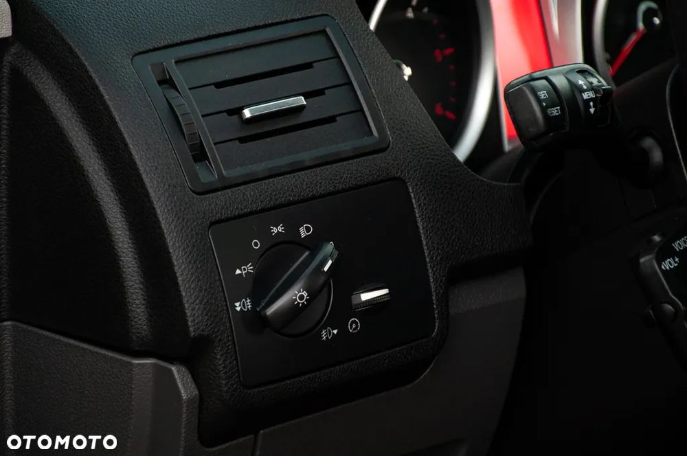 Ford Kuga 2.0 TDCi 4WD Titanium - 36