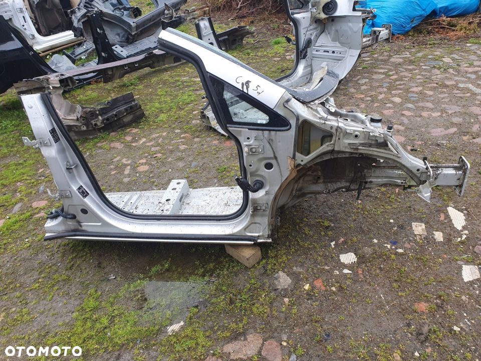 fartuch próg słupek prawy Opel Corsa E - 1