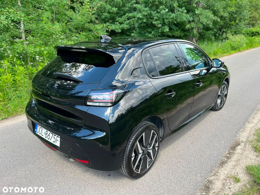 Peugeot 208 1.2 mHEV Allure e-DCS6 - 12