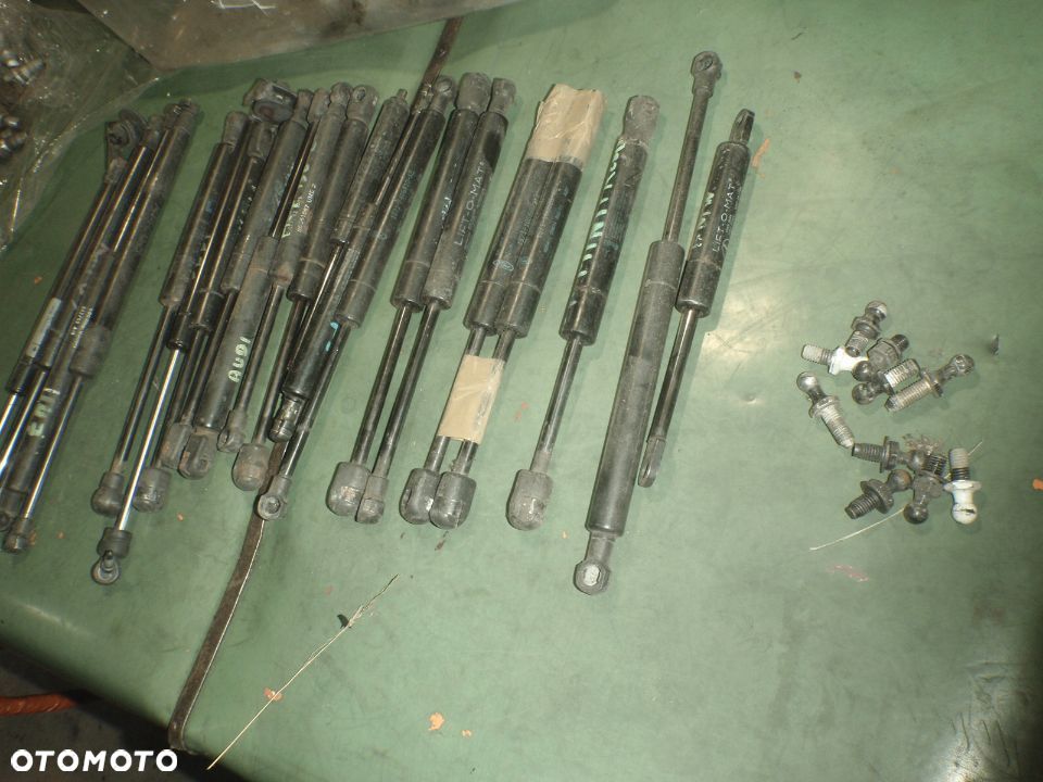 teleskop siłownik amortyzator baryłka maski klapy drzwi koparka maszyna budowlana bobcat jcb - 1