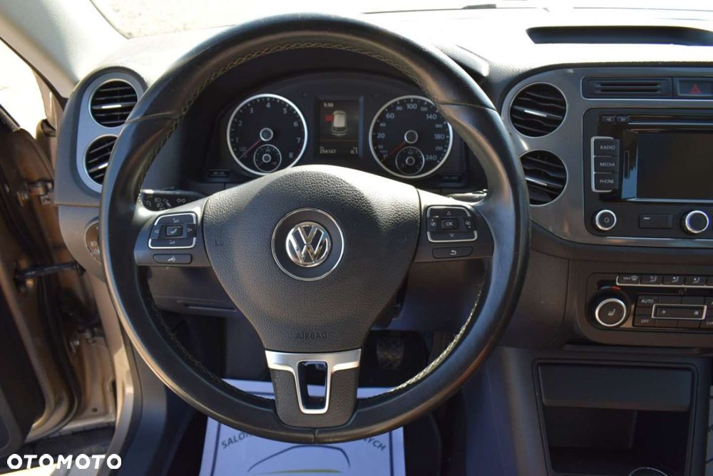 Volkswagen Tiguan - 26