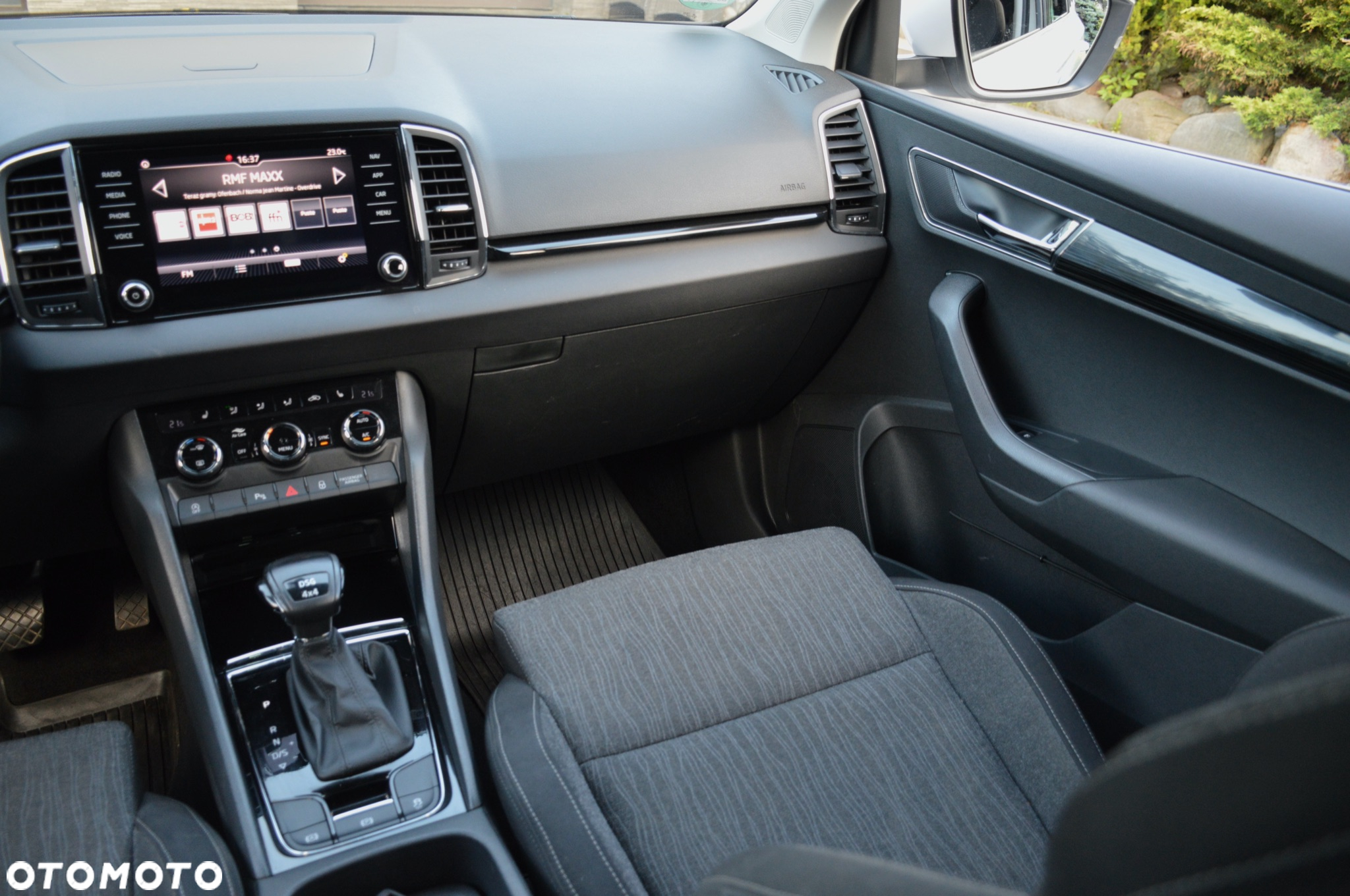 Skoda Karoq 2.0 TDI SCR 4x4 DSG Ambition - 21