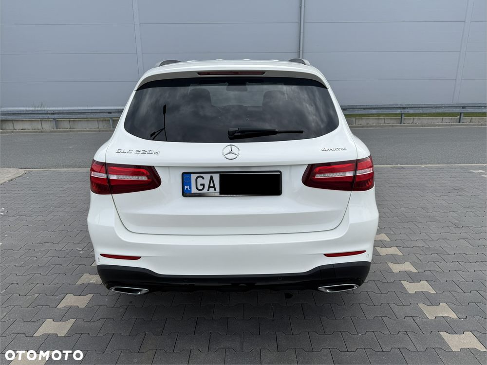 Mercedes-Benz GLC - 6