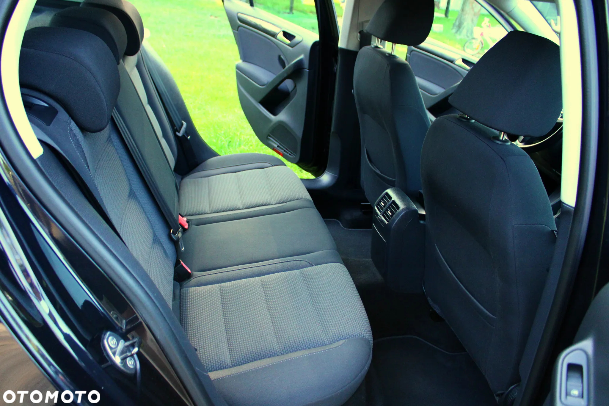 Volkswagen Golf 1.6 Comfortline - 37