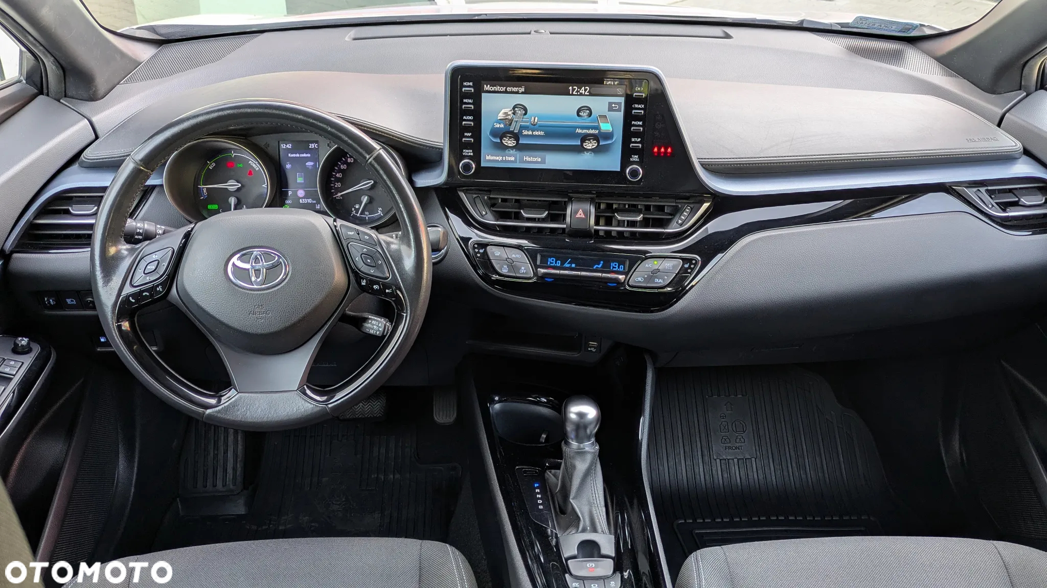 Toyota C-HR - 9