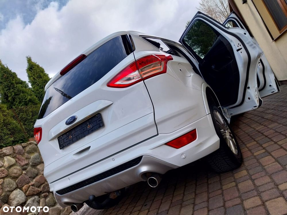 Ford Kuga - 25