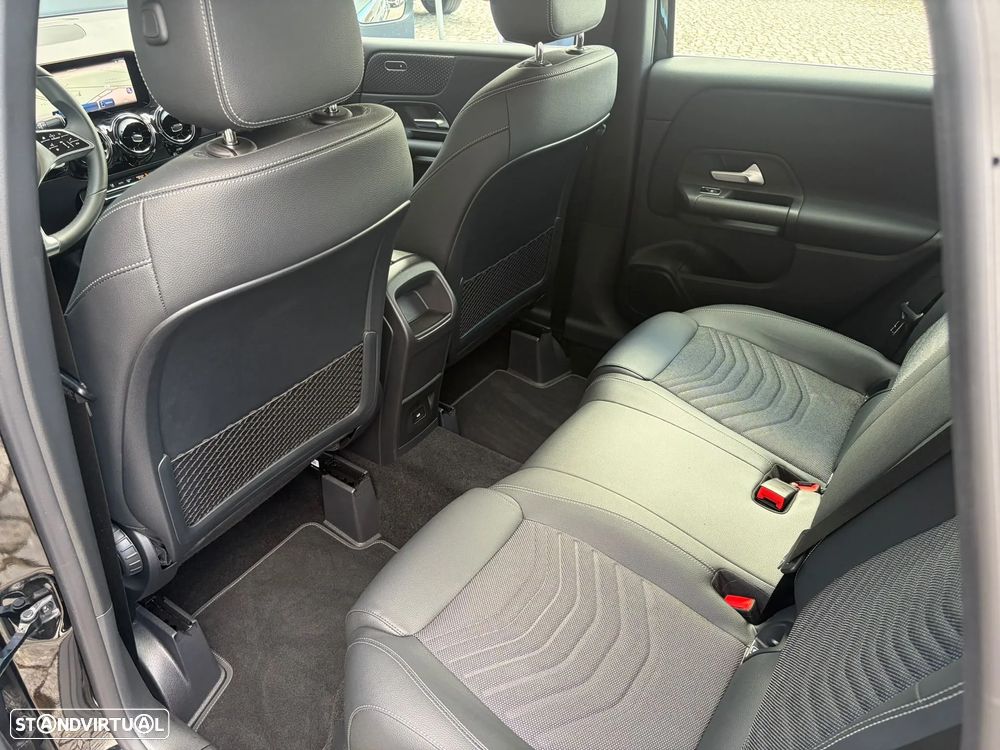 Mercedes-Benz B 180 d Style Aut. - 13