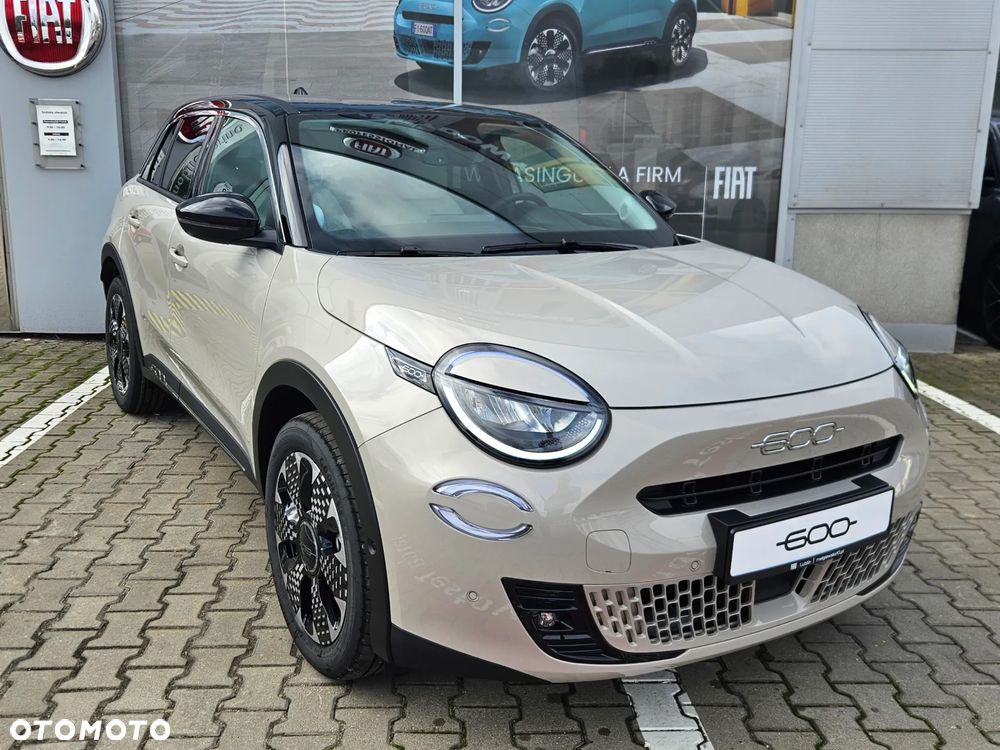Fiat 600 1.2 Turbo Hybrid La Prima eDCT - 2