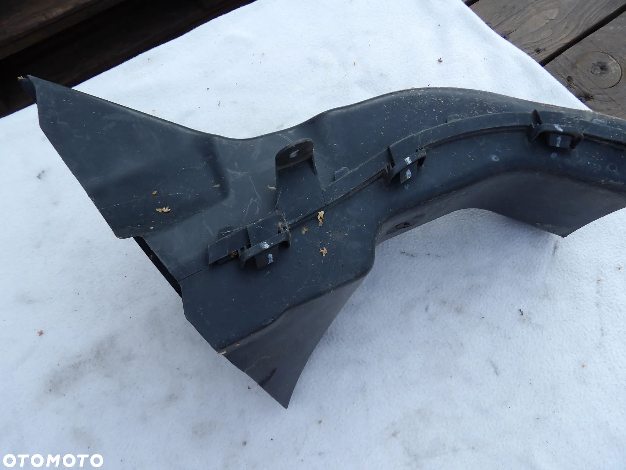 BMW - F30,F31 - KANA;L POWIETRZA TARCZ HAMULCA PRAWY - 7255418 - 1